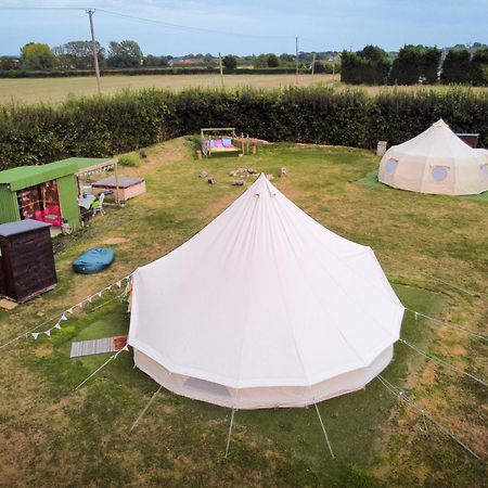 The Follies Glamping Hotel Maidstone Ngoại thất bức ảnh
