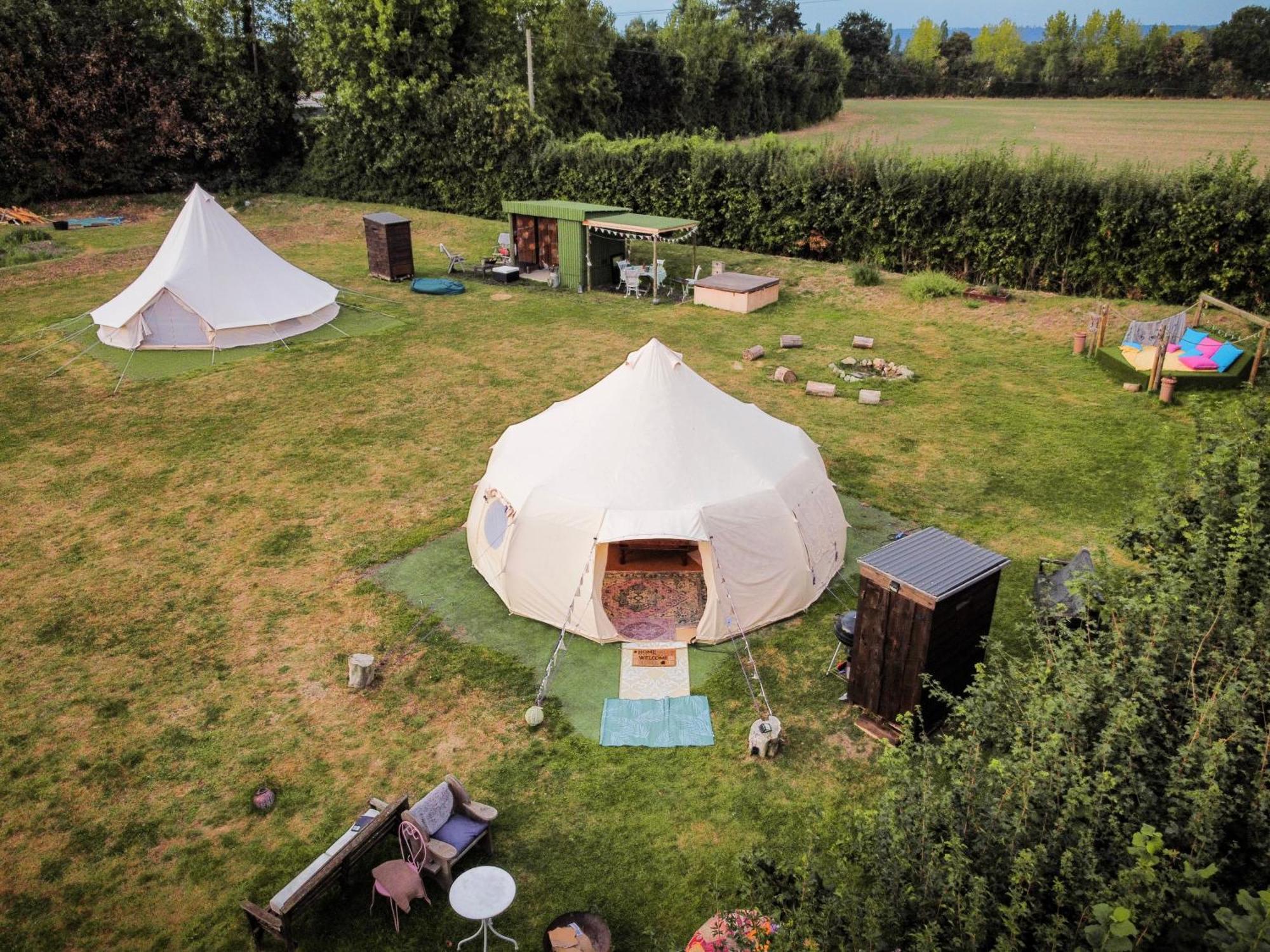The Follies Glamping Hotel Maidstone Ngoại thất bức ảnh